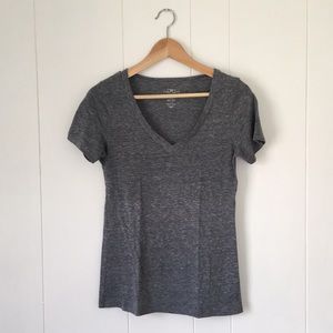 Lot of 2 V Necks Victoria's Secret Pink and ON